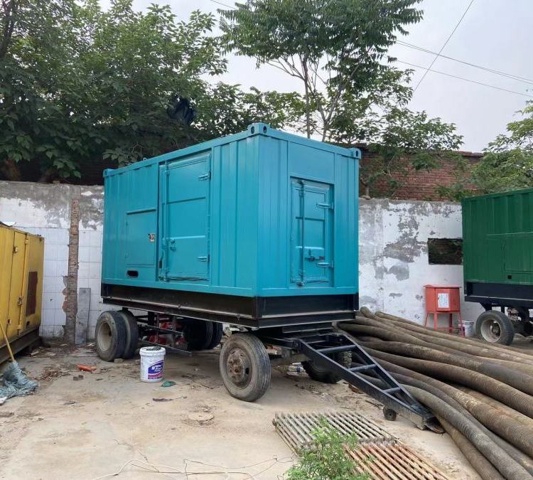 天安乡柴油发电机机组的控制器是如何操作使用的?
